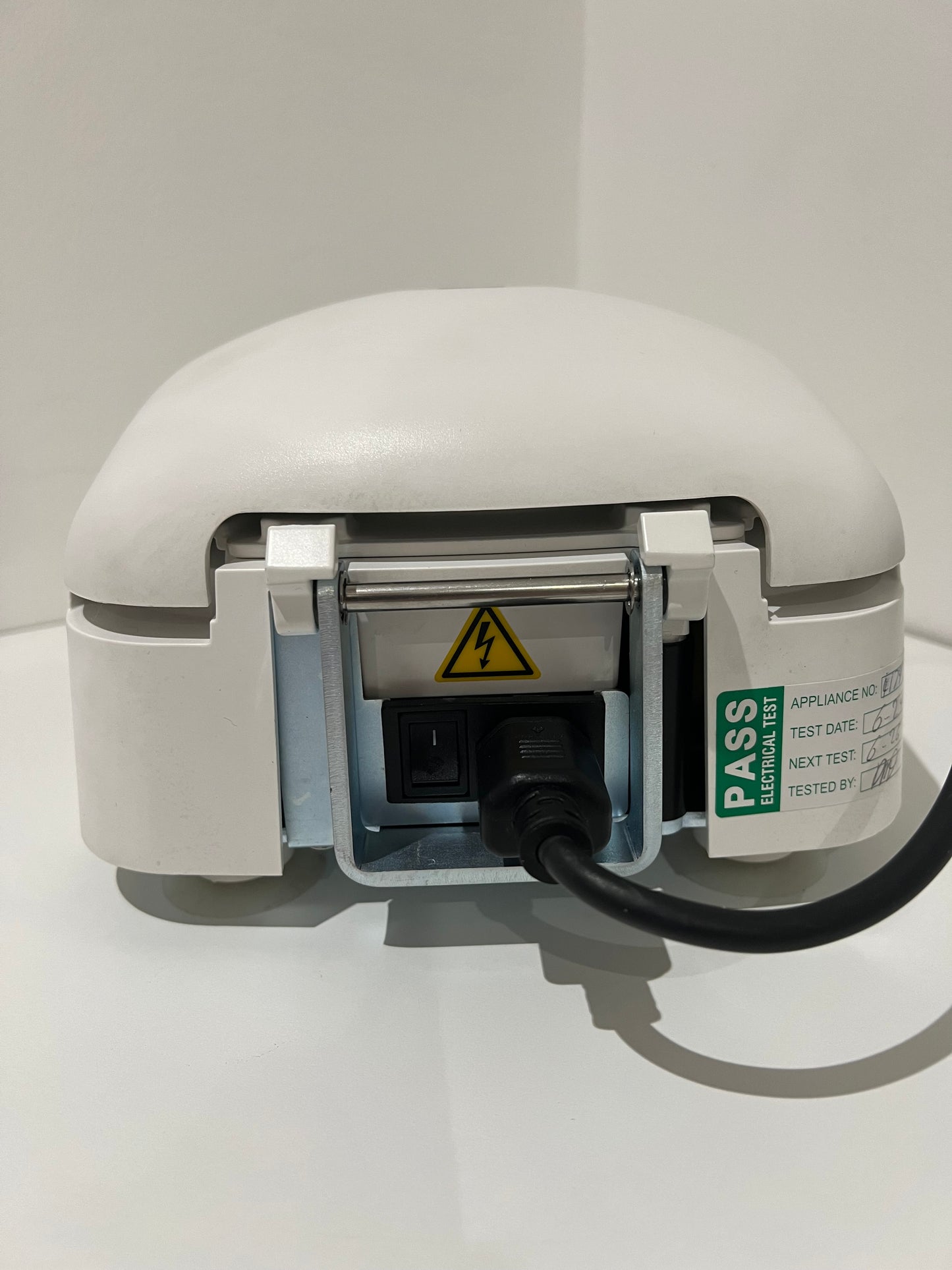 VWR Micro Star 12 Centrifuge