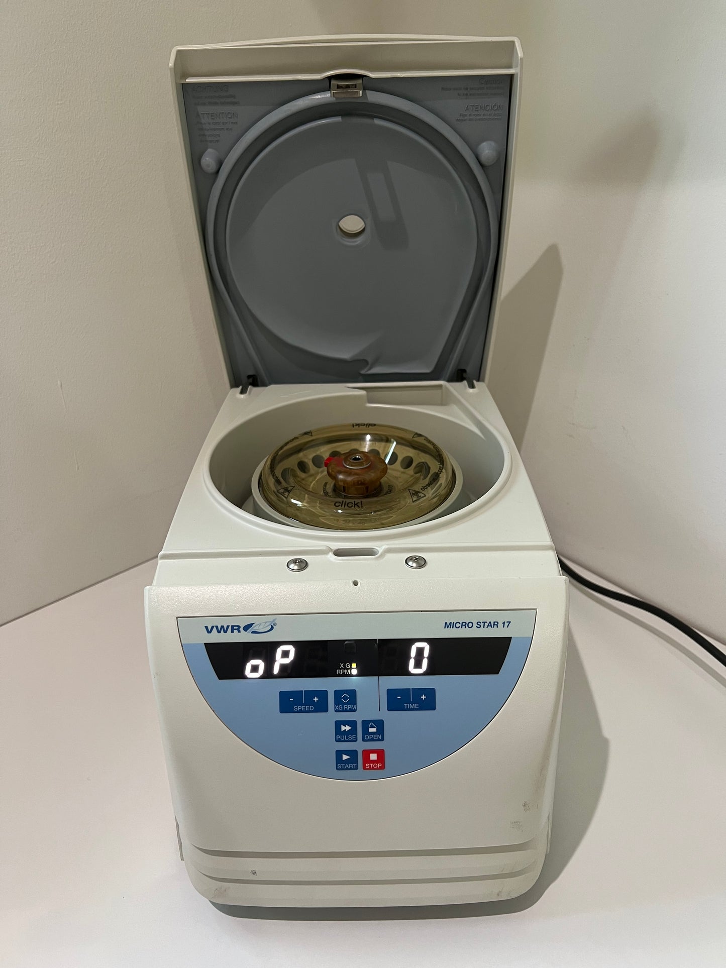 VWR Micro Star 17 Pre Owned Centrifuge